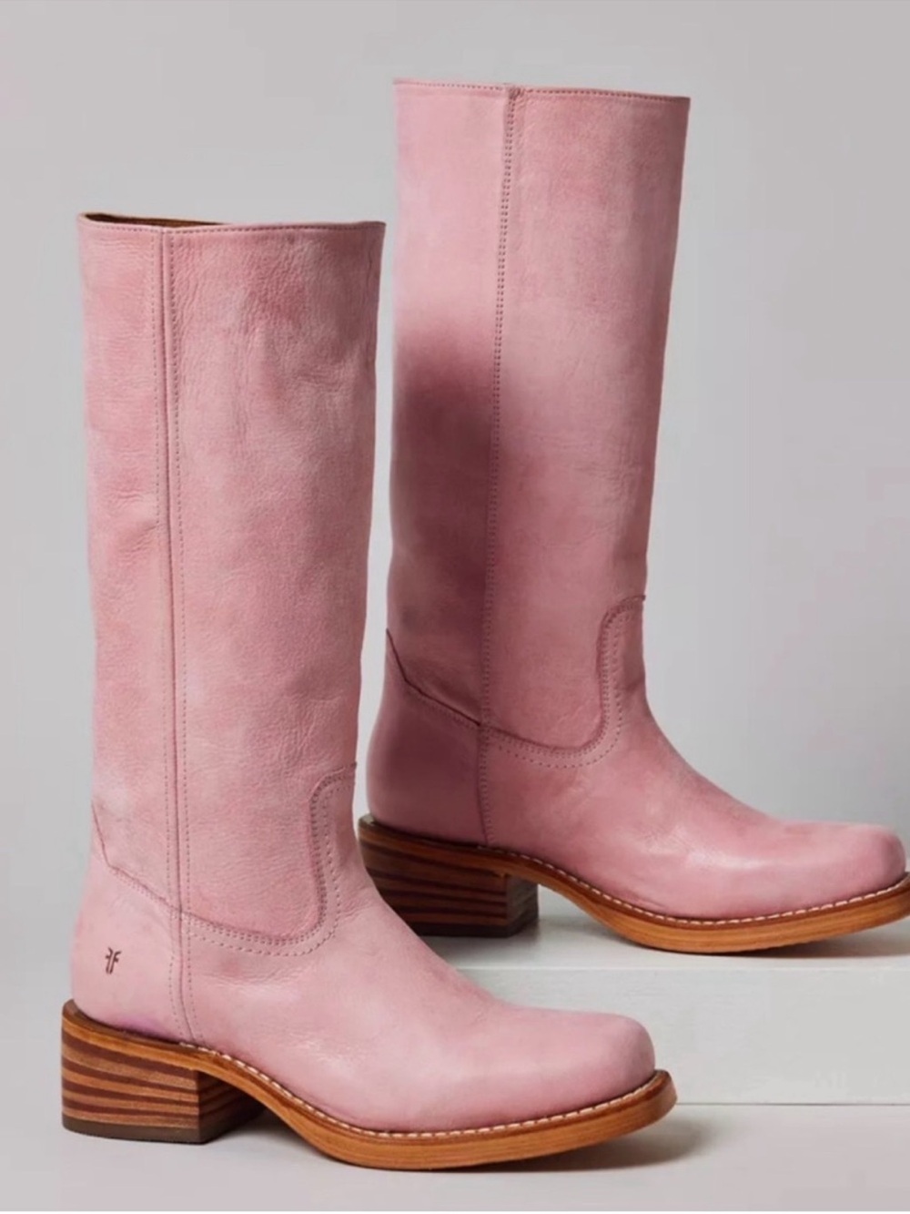 IN SEARCH OF Frye Campus boots in pink 🩷🩷